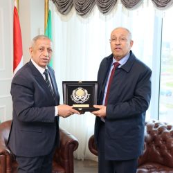 محافظ الليث ومدير التعليم يشهدان احتفالات يوم التأسيس في مدرسة سعيد بن العاص