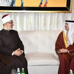 حفل تقديم جائزة ابن بطوطة لعام 2025 بتكريم السفير الدكتور/ علي بن إبراهيم المالكي – الأمين العام المساعد – رئيس قطاع الشؤون الاقتصادي