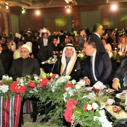 سفير جمهورية الكونغو الديمقراطية بالقاهرة يزور معرض«ديارنا للحرف اليدوية والتراثية»