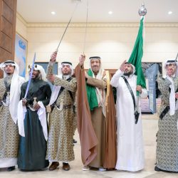 سفير جمهورية الكونغو الديمقراطية بالقاهرة يزور معرض«ديارنا للحرف اليدوية والتراثية»