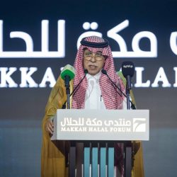 نائب أمير تبوك يكرّم الطلاب والطالبات الفائزين بجوائز ” منافس ” في مساراتها الخمسة