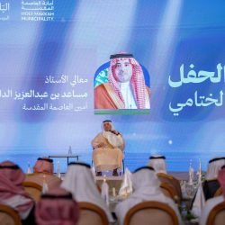 وزير السياحة يزور جدة ويتجول في معالمها السياحية