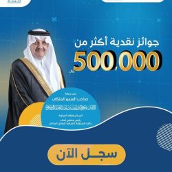 منى خليفة حماد عضو المجلس الوطني الاتحادي تزور جمعية الصحفيين الإماراتية