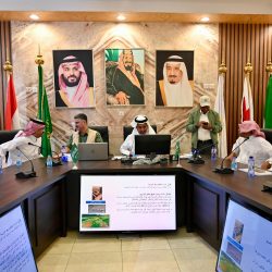 أمير الشرقية يطلق مبادرة لخدمة الحجاج عبر منافذ المنطقة