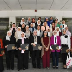 نهيان بن مبارك يفتتح «المكتبة الشاملة» بمركز المستقبل للتأهيل في أبوظبي