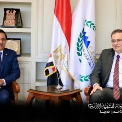 وزيرا التضامن الاجتماعي والخارجية يصطحبان رئيس الوزراء الفلسطيني في زيارة للمركز اللوجستي للهلال الأحمر المصري بالعريش