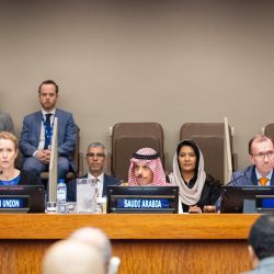 رموز المجتمع والشخصيات العامة يفتتحون قاعة الدكتور عزيز صدقي لمنظومة OMC الاقتصادية 