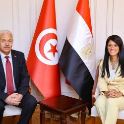 وزير العمل     *حملات تفتيش في جميع المحافظات تُسفر عن تحرير 193 محضر تراخيص عمل أجانب في يوم واحد بغرامات تتراوح بين 20 إلى 100 ألف جنيه لكل محضر  