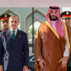 رئيس بلدية محايل عضوا في نادي محايل