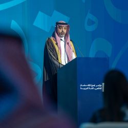 في ندوة بمعرض الرياض الدولي للكتاب المديفر: التحضير يصنع السؤال الجيد ويقود الحوار لصناعة الوعي