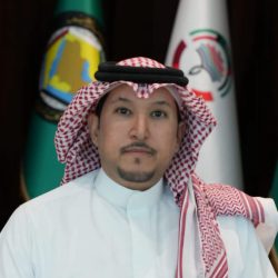 اللون الوردي يضيء مباني أمانة الشرقية تزامنا مع شهر التوعية بسرطان الثدي