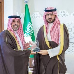 أمانة الشرقية تستعرض جهودها في التدريب والتثقيف الغذائي والمختبر المركزي للغذاء