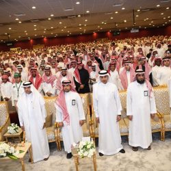 سفير الإمارات يبحث مع وزير قطاع الأعمال المصري تعزيز التعاون الاقتصادي