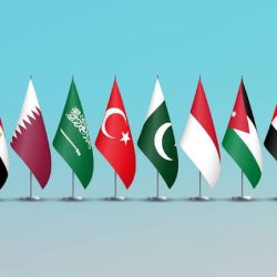 وزير السياحة والآثار يواصل زيارته للأقصر بعقد لقاء موسع مع مستثمري السياحة بالأقصر وأسوان وعدد من المدن السياحية الساحلية