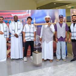 وزير الحج والعمرة يلتقي بأكثر من 100 وزير ومفتي ورئيس مكتب شؤون الحج في العالم الإسلامي ويحثهم على استكمال إجراءات التعاقد قبل 15 رجب