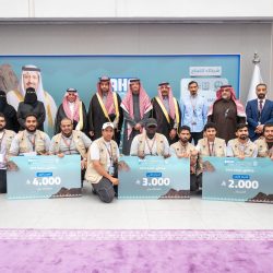 فاروق المجاردة يتوج ببطولة دوري عسير للكرة الطائرة للشباب . 