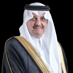 من طوكيو إلى قلب “الفل”: سائحة يابانية تستكشف عبق التراث في جناح صبيا بـ “هذه جازان”