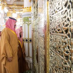 خطيب الحرم يحث على اغتنام رمضان وتعجيل الفطر