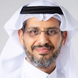 وزير الأوقاف يتفقد معرض الكتاب بساحة مسجد سيدنا الحسين