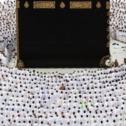 القائد صبح يتسلم المنديل بحلته الجديدة     كشافة” شباب مكة” يكرمون أبناء باشراحيل والفعر