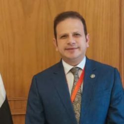 القائد صبح يتسلم المنديل بحلته الجديدة     كشافة” شباب مكة” يكرمون أبناء باشراحيل والفعر