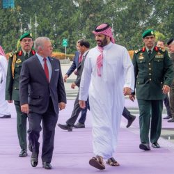 سمو أمير دولة قطر يصل إلى جدة وسمو ولي العهد في مقدمة مستقبليه