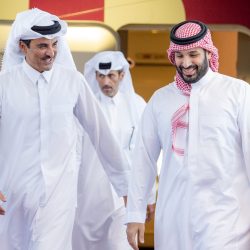 ملك الأردن يصل إلى جدة وسمو ولي العهد في مقدمة مستقبليه