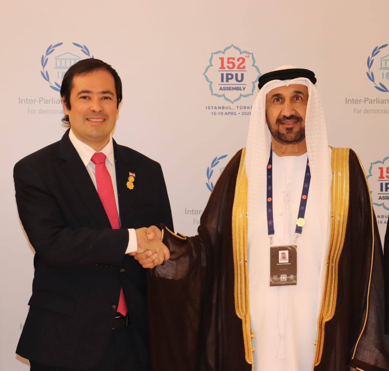 رئيس البرلمان العربي يلتقي رئيس برلمان السوق المشتركة لأمريكا الجنوبية (الميركوسور) في إسطنبول، ويؤكدان على أهمية تعزيز العلاقات العربية مع أمريكا الجنوبية على كافة المستويات