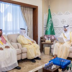 جامعة الإمام عبد الرحمن بن فيصل تدشّن الأنشطة الطلابية للعام الجامعي 1448هـ وتكرّم شركاء النجاح والمتميزين