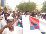 أنصار #البشير يتظاهرون في الخرطوم مطالبين بإسقاط الحكومة