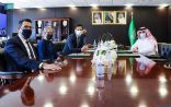 السفير آل جابر يلتقي بالمدير الإقليمي للجنة الدولية للصليب الأحمر