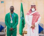 #عاجل  سمو #ولي_العهد يلتقي اللاعب #طارق_حامدي، معبرًا عن تهنئته له بمناسبة  حصوله على الميدالية الفضية في دورة الألعاب الأولمبية #طوكيو2020 وما قدمه من مستويات مميزة في لعبة الكاراتيه.