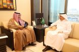 أمير منطقة الباحة يلتقي وزير البيئة والمياه والزراعة