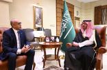 الأمير سعود بن جلوي يستقبل القنصل العام المصري بجدة