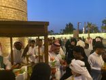 مكتب وزارة البيئة بمحافظة جدة يواكب يوم التأسيس بمعرض للصقور وتوزيعا للشتلات