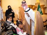 نائب أمير منطقة مكة المكرمة صاحب السمو الملكي الأمير سعود بن مشعل بن عبدالعزيز يستقبل عدداً من أطفال ومسؤولي جمعية الأطفال ذوي الإعاقة بمركز مكة المكرمة. 