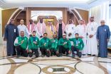 أمير الشرقية يستقبل ويكرّم لاعبي منتخب الاساتذة لألعاب القوى 