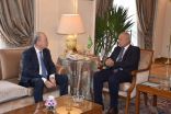 أبو الغيط يستقبل رئيس الوزراء الفلسطيني ويؤكد:     تسريع الإغاثة وإعادة الإعمار لقطع الطريق على التهجير