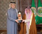 حفل تقديم جائزة ابن بطوطة لعام 2025 بتكريم السفير الدكتور/ علي بن إبراهيم المالكي – الأمين العام المساعد – رئيس قطاع الشؤون الاقتصادي