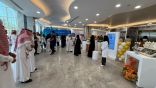 مستشفى الملك فهد التخصصي بتبوك يقيم حفل معايدة لمنسوبيه