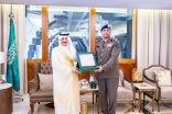 أمير المنطقة الشرقية يطلع على منجزات الدفاع المدني لعام 2024م