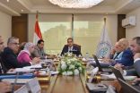 خلال الاجتماع الدوري لمجلس إدارة الهيئة العامة للرعاية الصحية رقم (85)..     وافق المجلس على انضمام أعضاء المهن الطبية العاملين بالهيئة إلى صندوق التعويض عن مخاطر المهن الطبية للاستفادة من مزاياه،