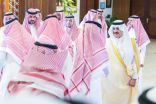 أمير المنطقة الشرقية يستقبل منسوبي الإمارة المهنئين بعيد الأضحى المبارك بحضور سمو نائبه