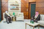 أمير الشرقية يستقبل مدير عام صحة الشرقية بمناسبة تعيينه