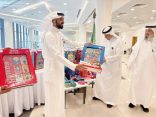 مكتب العمل بالدمام يطلق مبادرة الحقيبة المدرسية بالتعاون مع وحدة الأسر الكافلة
