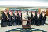 أمير المنطقة الشرقية يستقبل رئيس وأعضاء مجلس إدارة نادي الخليج