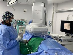 الأشعة التداخلية بمستشفى الملك فهد الجامعي يتصدر علاج الأوعية الدموية بالشرقية