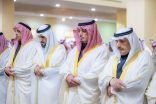 سمو نائب أمير منطقة الباحة يؤدي صلاة عيد الفطر المبارك