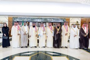 سمو أمير المنطقة الشرقية يتسلّم التقرير الختامي لبرنامج زكاة الفطر الموحد