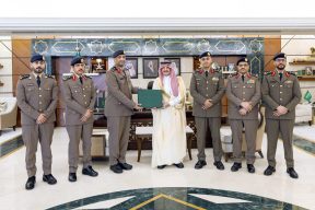 أمير المنطقة الشرقية يستقبل مدير الدفاع المدني ويطّلع على جهود تعزيز السلامة بالمنطقة